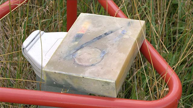 Placing a sculpture in nature